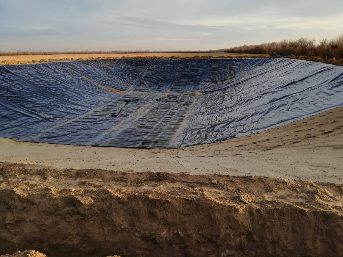 Storage reservoir for irrigation systems