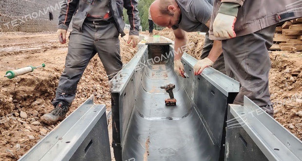 Drainage channels