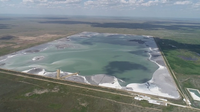 Seepage Barrier for Ash Dump No. 3 of the Aksu Power Plant