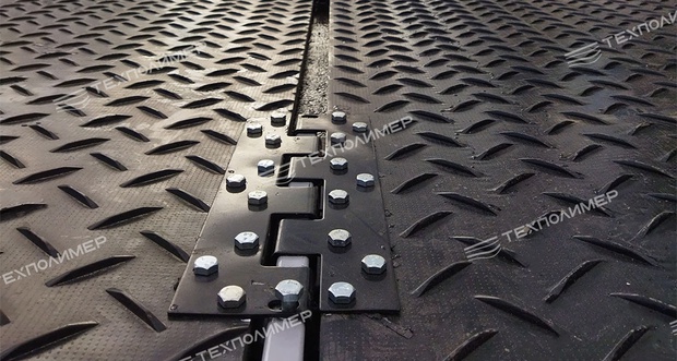 Mobile road surfacing